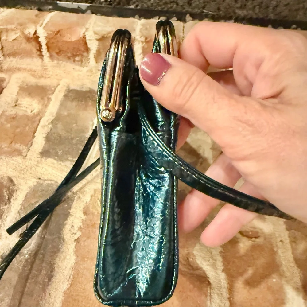 NWT HOBO Brand Crossbody Clutch - Picture 6 of 8